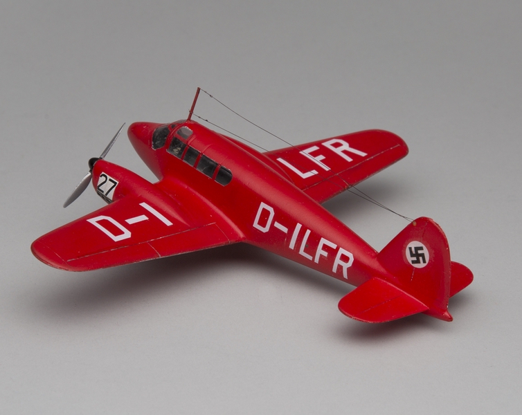 Image: model airplane: Siebel Fh-104 Hallore