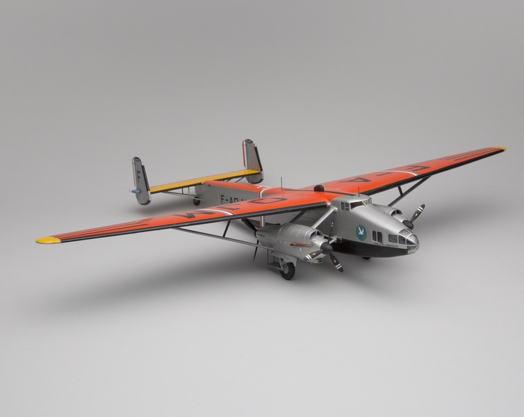 Image: model airplane: Farman F.223.4 Camille Flammarion mailplane