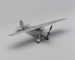 Image: model airplane: DWL (Doświadczalne Warsztaty Lotnicze) RWD-5
