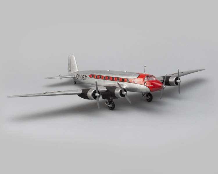 Image: model airplane: Danish Air Lines (Scandinavian Airline System), Focke-Wulf Fw 200 Kondor