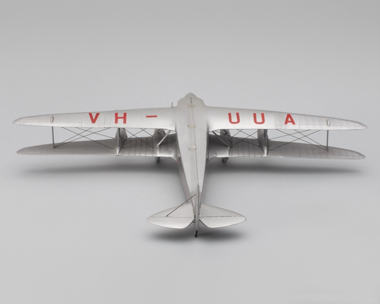 Image: model airplane: Qantas Empire Airways, de Havilland D.H.86 Express