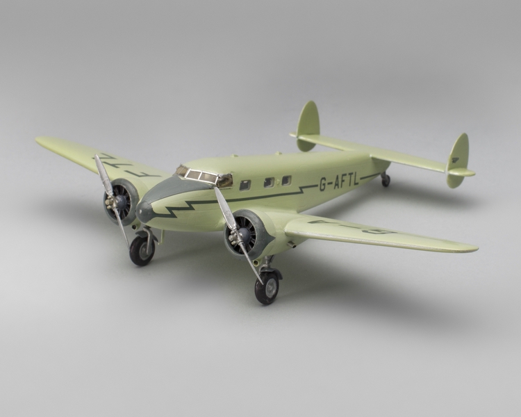 Image: model airplane: Lockheed 12 Electra Junior