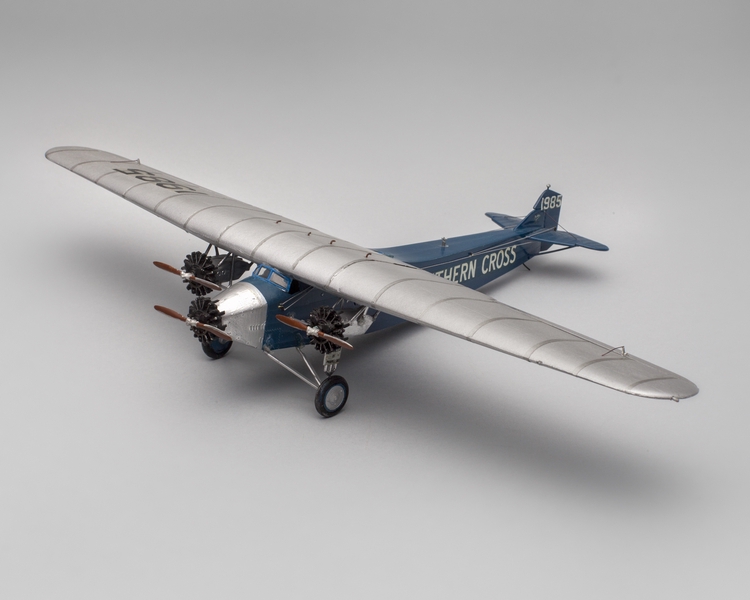 Image: model airplane: Fokker F.VIIB-3m Southern Cross