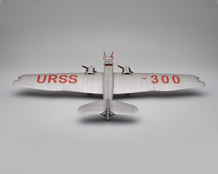 Image: model airplane: Tupolev ANT-4 Land of the Soviets