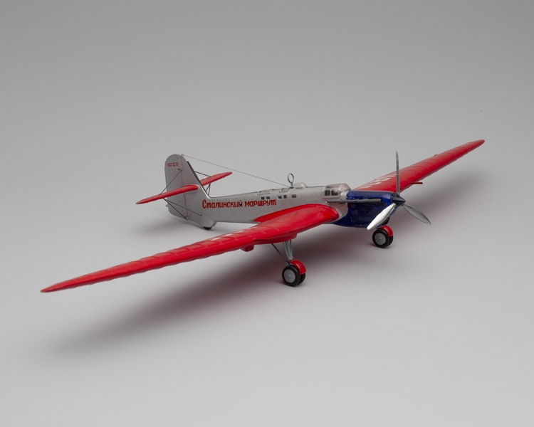 Image: model airplane: Tupolev ANT-25 (No. 1)