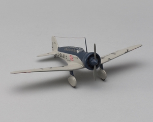 Image: model airplane: Mitsubishi Ki-15 Kamikaze