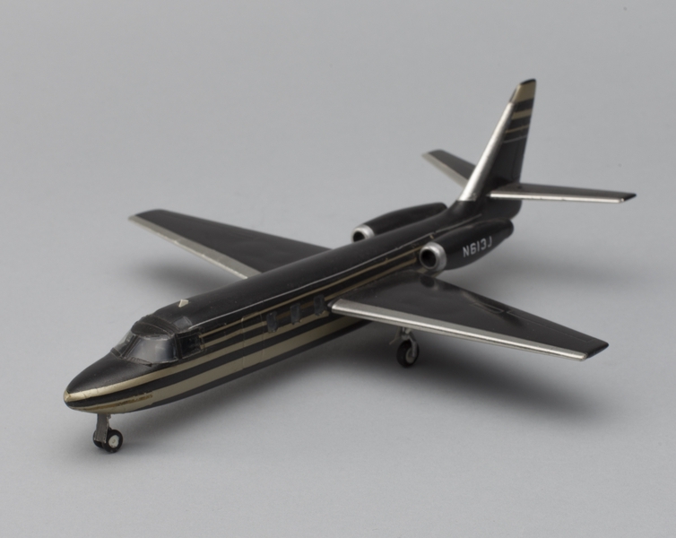 Image: model airplane: Aero Commander 1121 Jet Commander