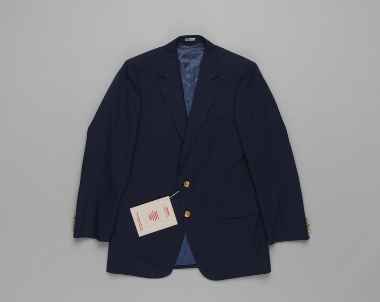 Image: flight attendant jacket (male): American Airlines