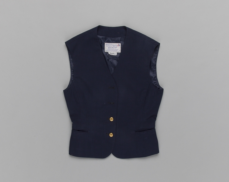 Image: flight attendant vest: American Airlines