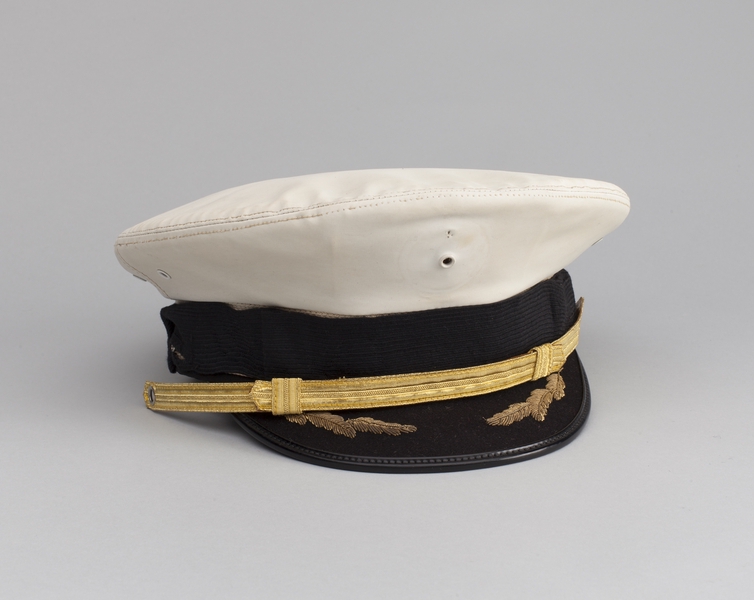 Image: flight officer cap: Pan American World Airways