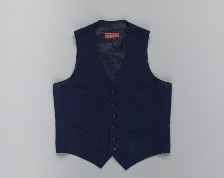 Image: customer service agent vest: Pacific Southwest Airlines (PSA)