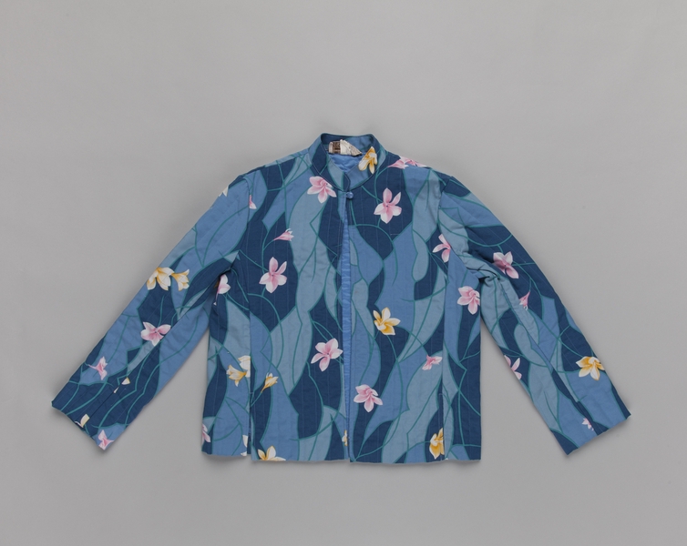 Image: flight attendant jacket: United Airlines, Hawai’i service