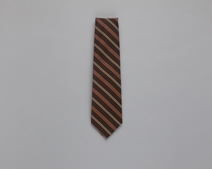 Image: flight attendant necktie (male): TWA (Trans World Airlines)