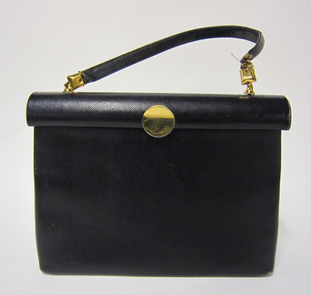 Image: air hostess handbag: TWA (Trans World Airlines)