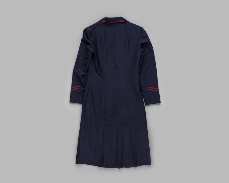 Image: flight attendant dress: United Airlines