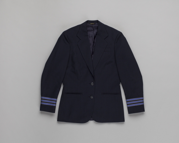 Flight officer jacket (female): JetBlue Airways