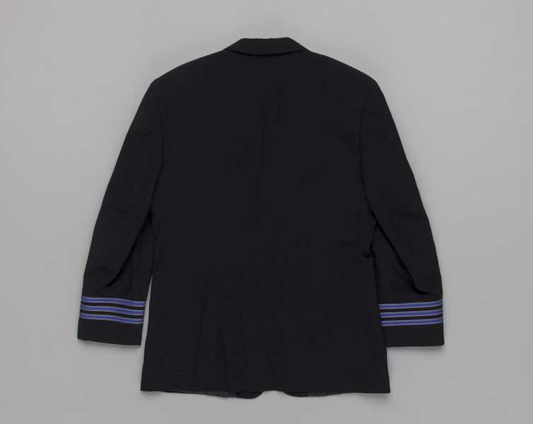 Image: flight officer jacket: JetBlue Airways