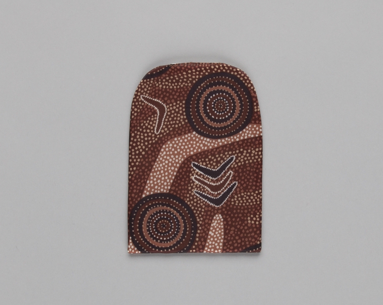 Image: flight attendant pocket square: Qantas Airways