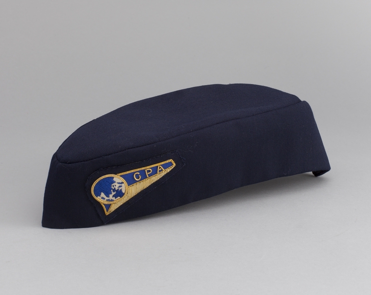 Image: stewardess hat: Cathay Pacific Airways [reproduction]