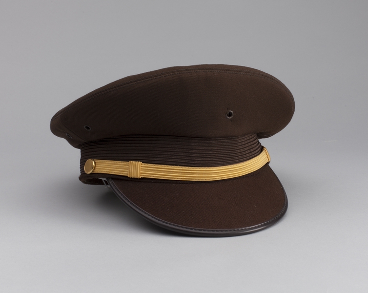 Image: flight officer cap: Horizon Air