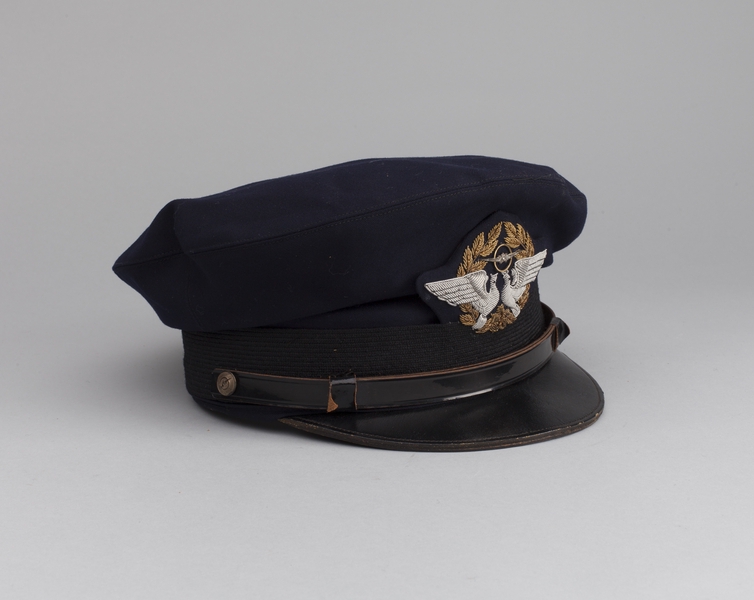 Image: flight officer cap: Japan Air Lines