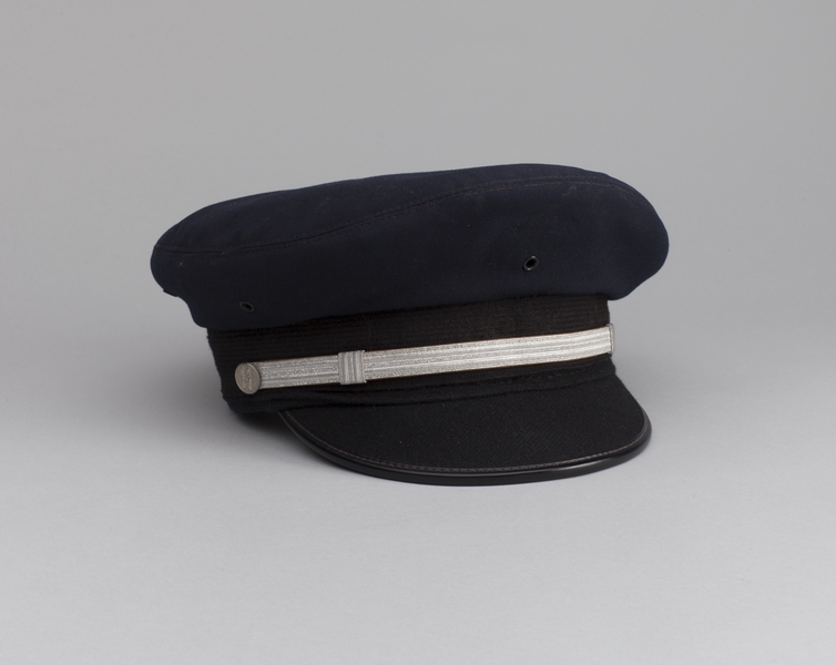 Image: flight officer cap: US Airways