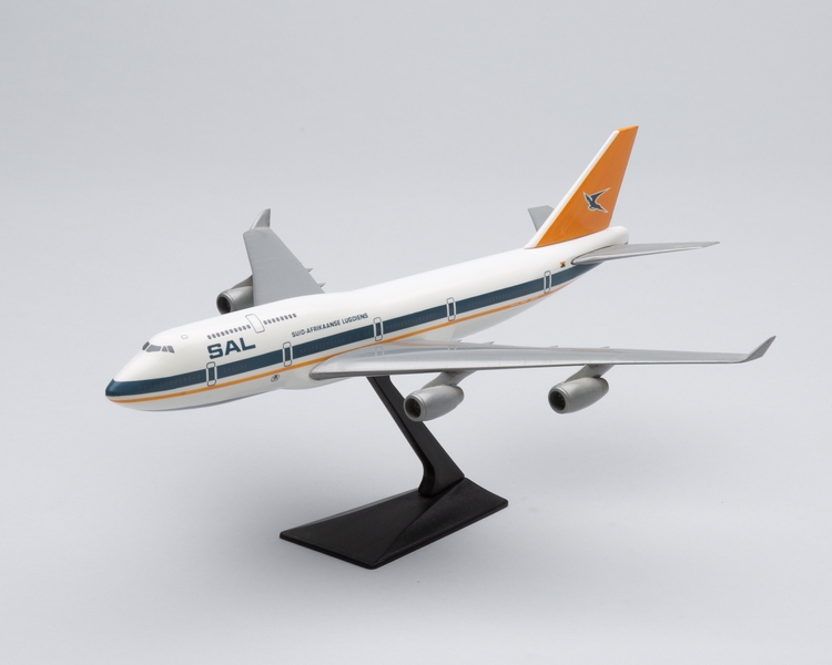 Image: model airplane: Suid Afrifaanse Lugdliens (South African Airways (SAL), Boeing 747-400