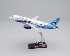 Image: model airplane: Interjet, Sukhoi Superjet 100