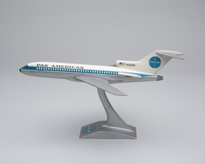 Image: model airplane: Pan American World Airways, Boeing 727-21