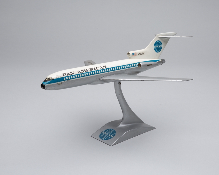 Image: model airplane: Pan American World Airways, Boeing 727-21