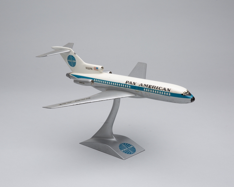 Image: model airplane: Pan American World Airways, Boeing 727-21