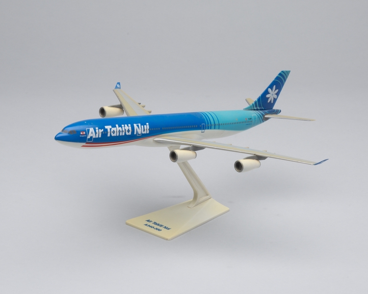 Image: model airplane: Air Tahiti Nui