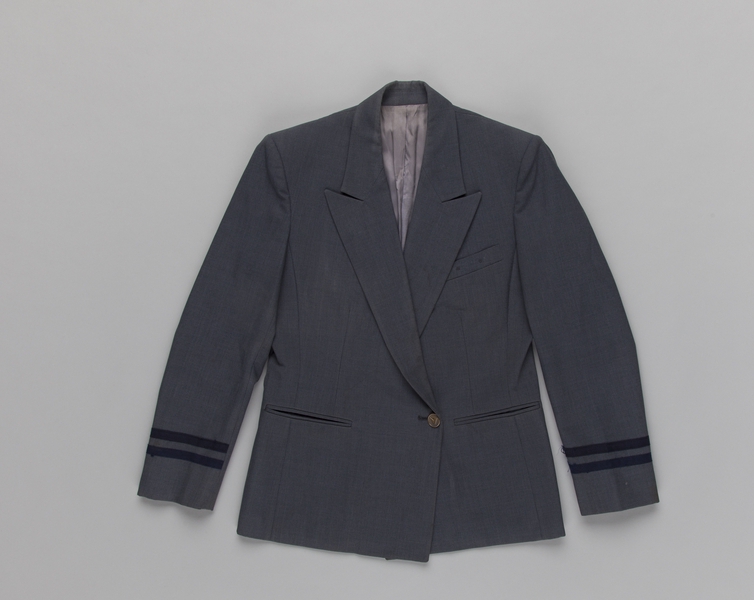 Image: flight attendant jacket: Delta Air Lines