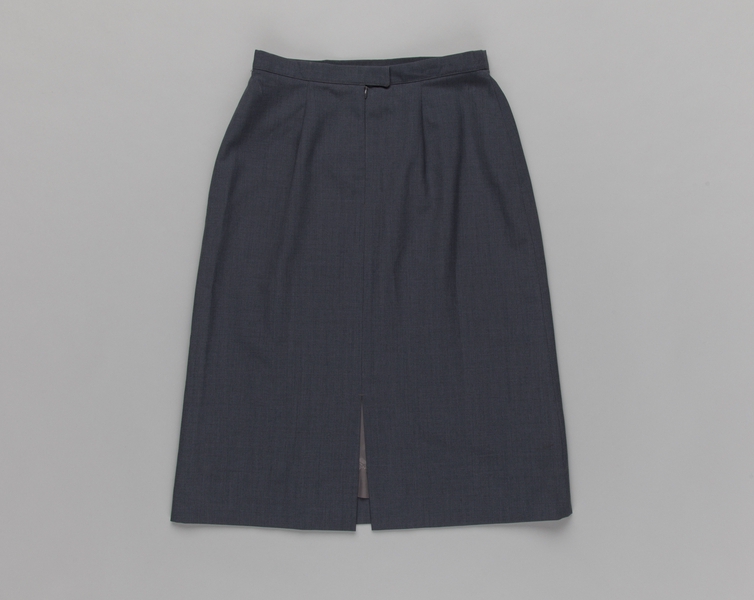 Image: flight attendant skirt: Delta Air Lines