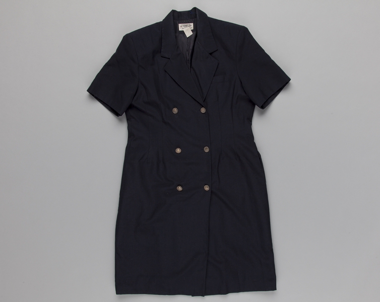 Image: flight attendant dress: Delta Air Lines