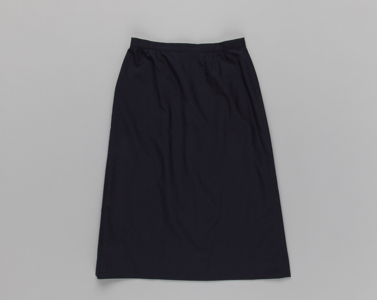 Image: flight attendant skirt: Delta Air Lines