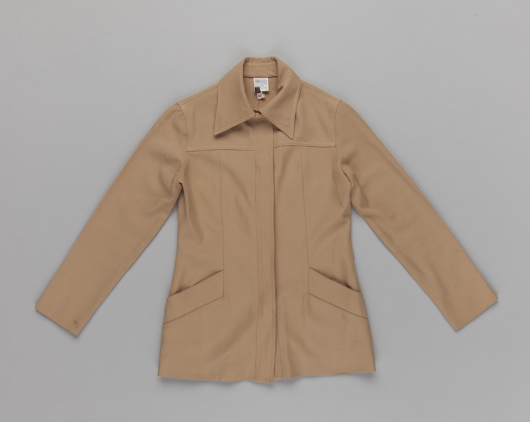 Image: flight attendant jacket: Delta Air Lines