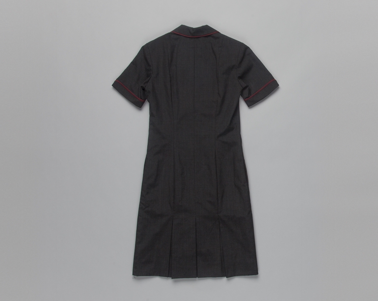 Image: flight attendant dress: United Airlines