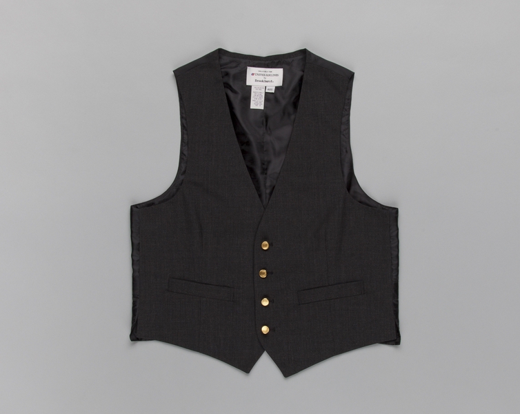 Image: flight attendant vest (male): United Airlines