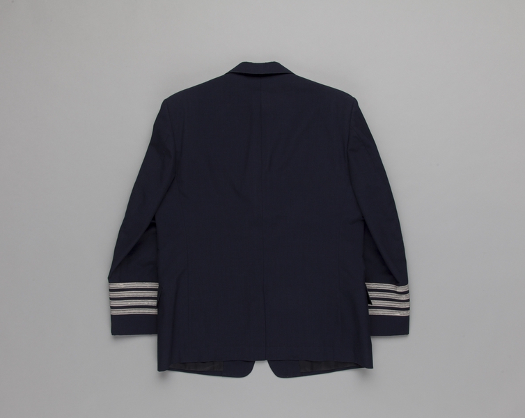 Image: flight officer jacket: American Airlines