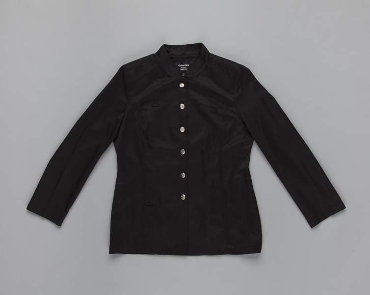 Image: flight attendant jacket: Qantas Airways