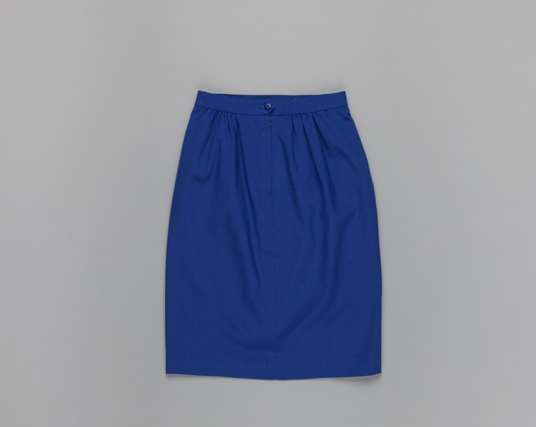 Image: flight attendant skirt: Air China