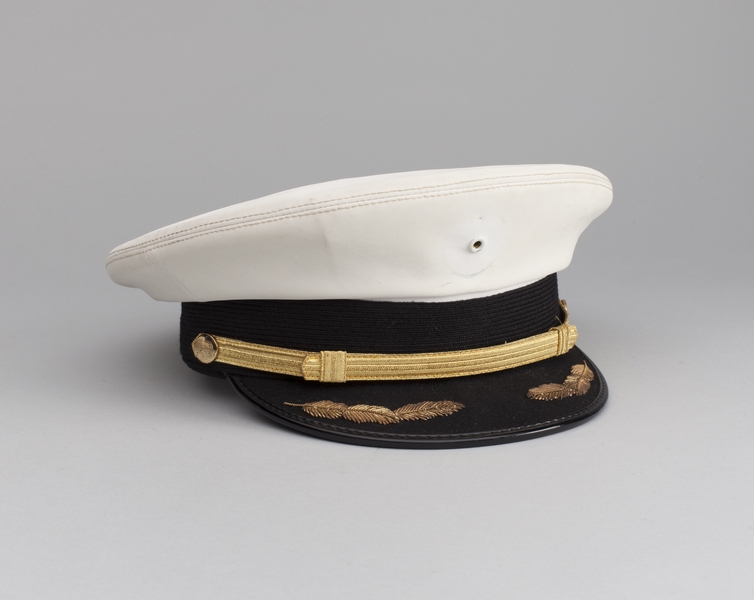 Image: flight officer cap: Pan American World Airways