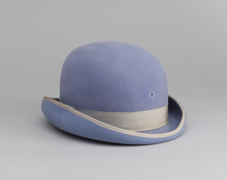 Image: stewardess hat: Pan American World Airways