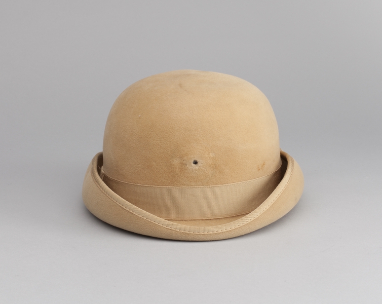 Image: stewardess hat: Pan American World Airways