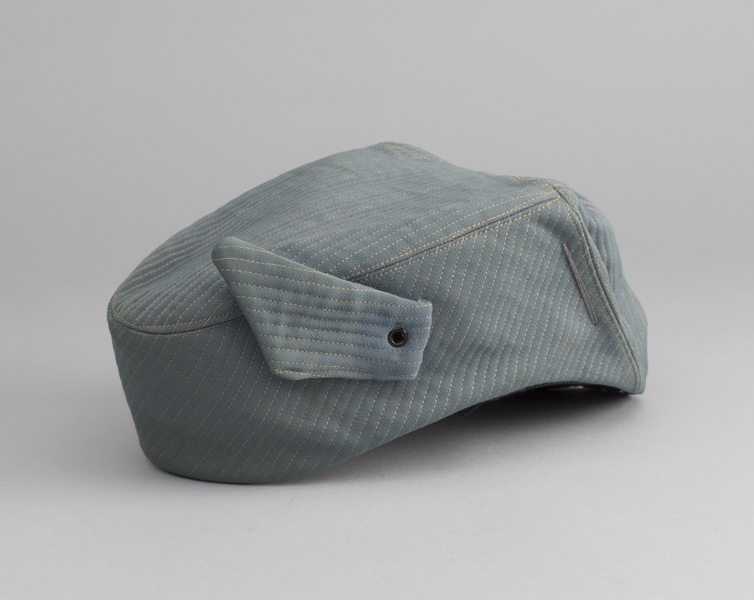 Image: stewardess hat: Pan American World Airways