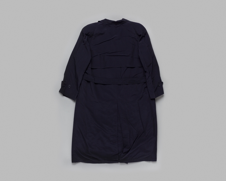 Image: flight attendant coat: United Airlines