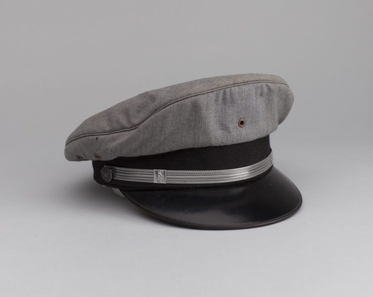 Image: flight officer cap: United Air Lines