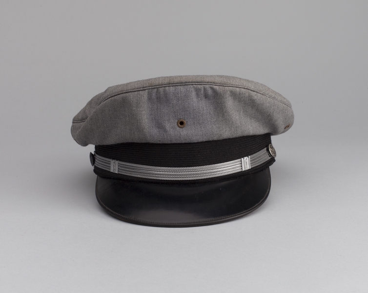 Image: flight officer cap: United Air Lines