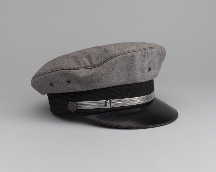 Image: flight officer cap: United Air Lines